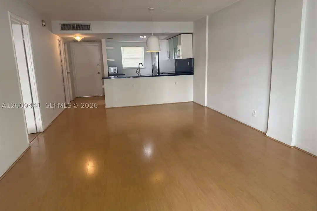 Apartment in Coral Gables, Sunrise Harbor - View 2