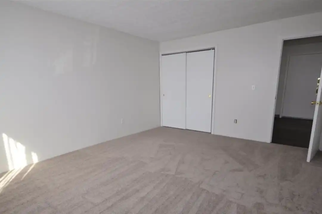 545 Calef Rd unit 1 - View 6