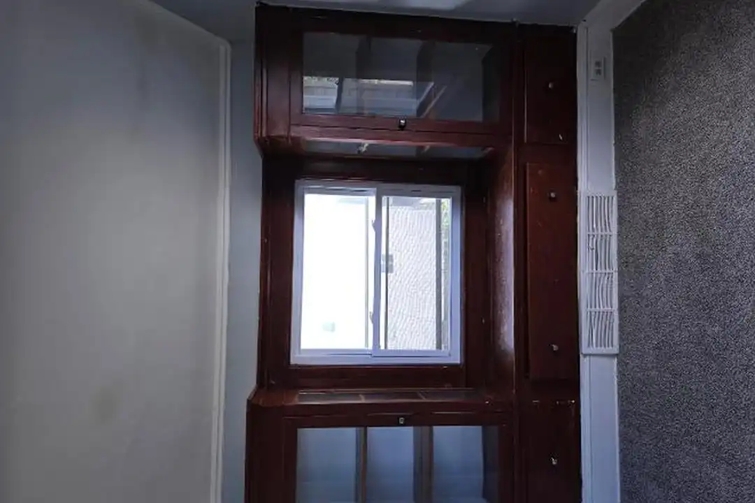 3475 W 46th St - More
