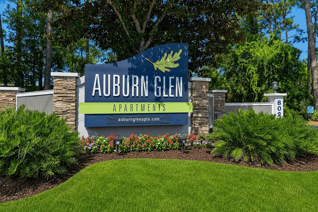 Auburn Glen Apartments – pohled 2