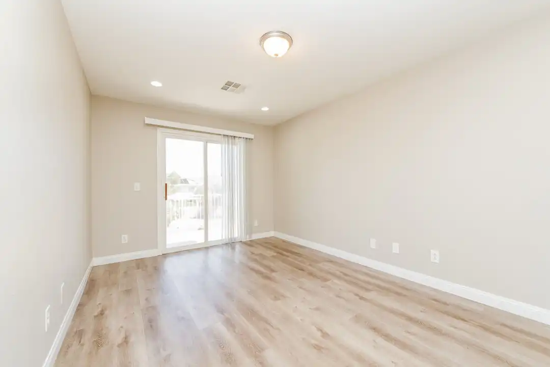 House in Las Vegas - View 4