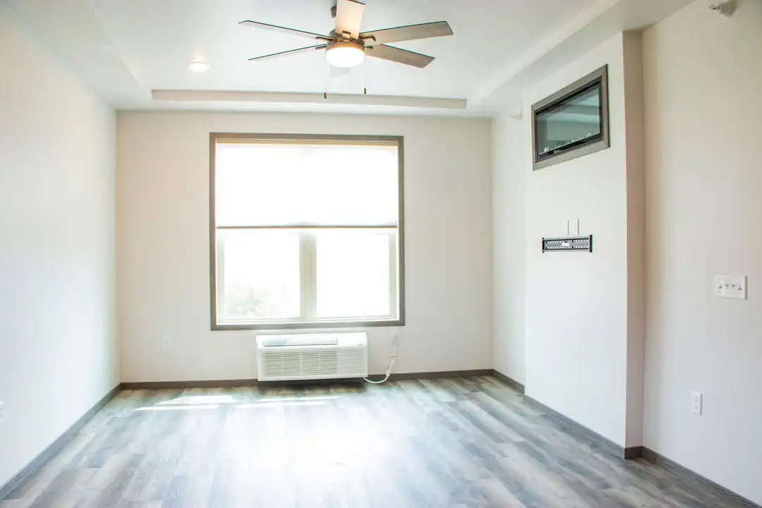 2460 Golf Rd unit 2460 310 - Eau Claire, WI | Rent.