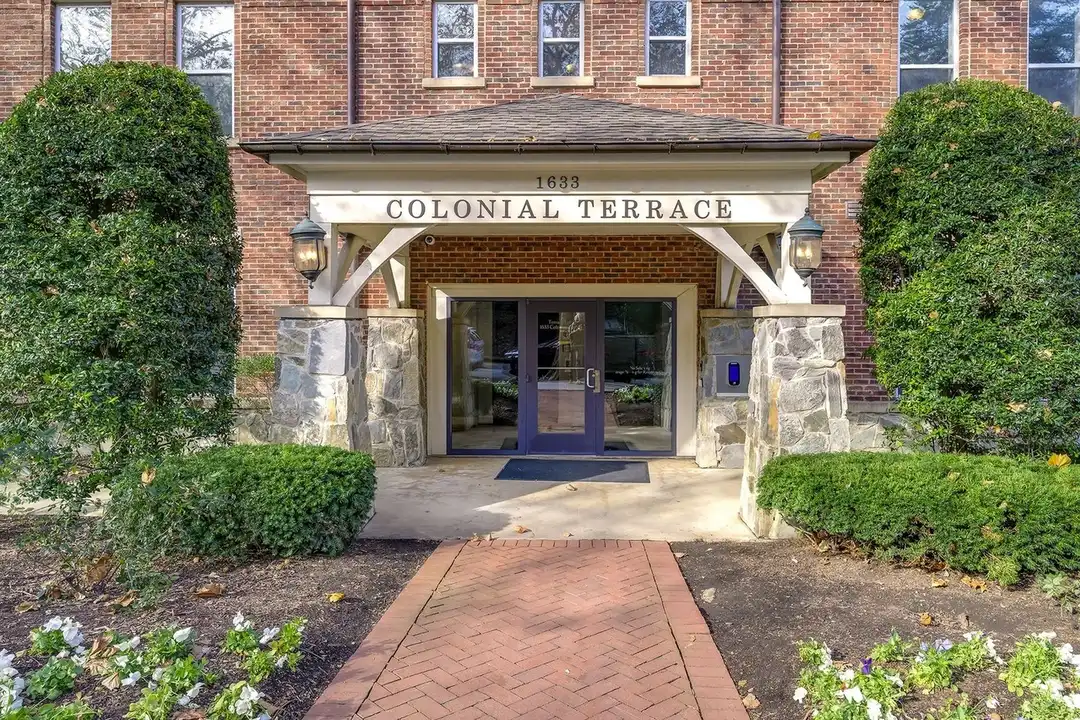 1633 N Colonial Terrace unit 210 - Arlington, VA | Rent.