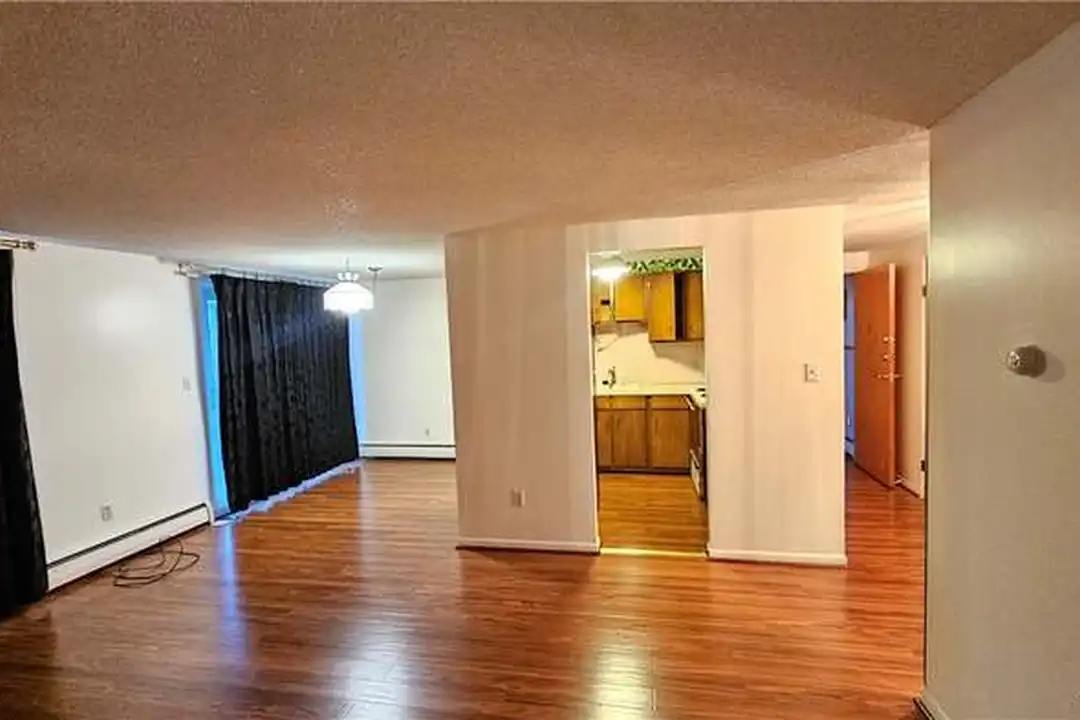 3433 Harlem Rd unit 2#2 - Cheektowaga, NY | Rent.