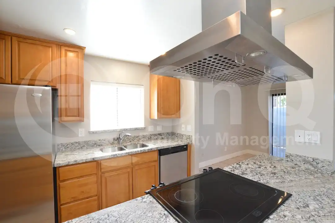 850 S River Dr unit 1044 - View 3