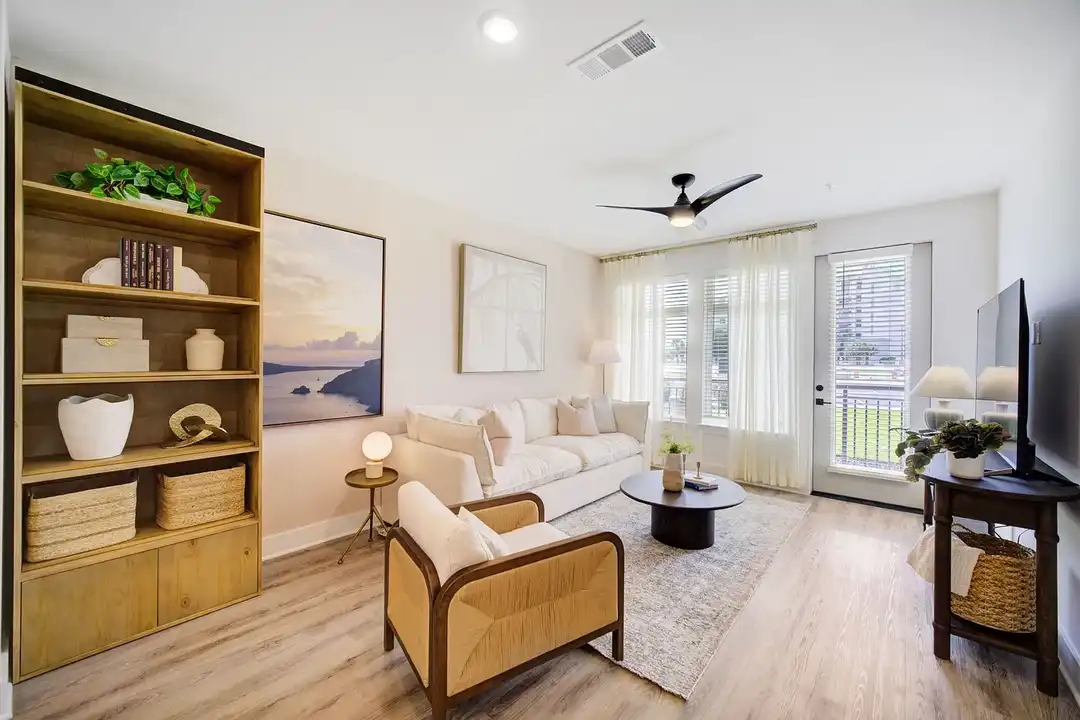 Vintage Lake Powell Apartments - View 5