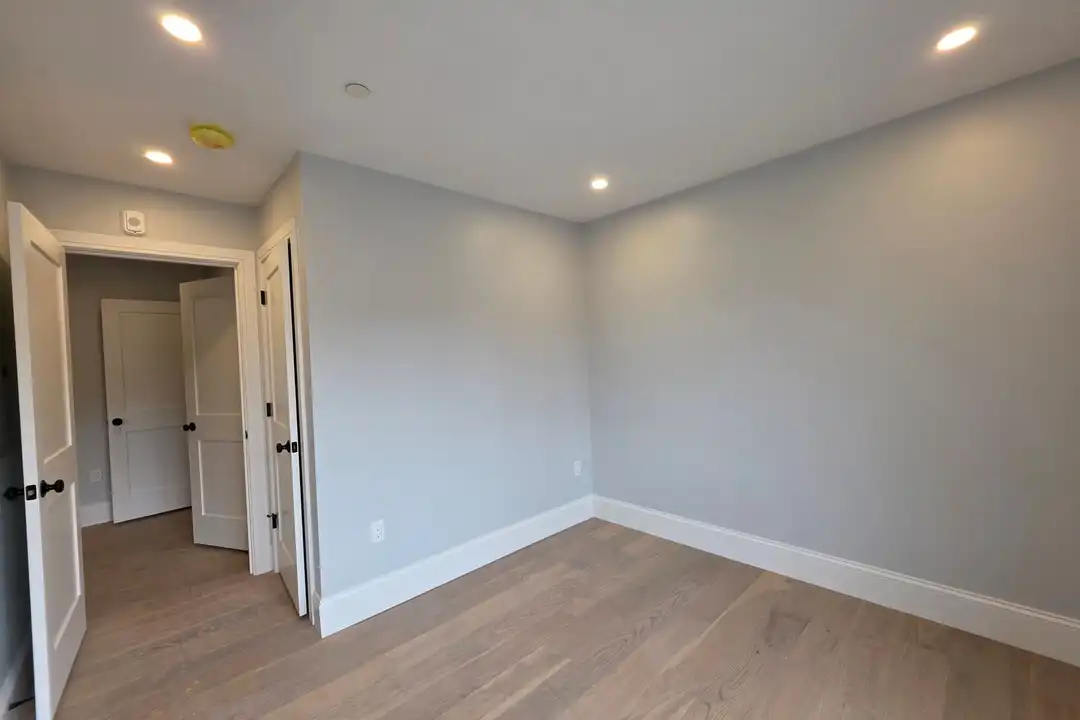 349 Market St - Mehr