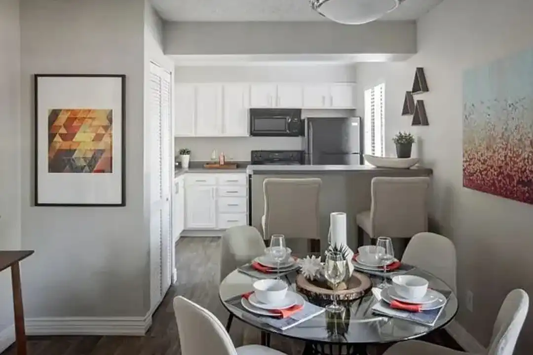 Enclave at Redwood – photo 1