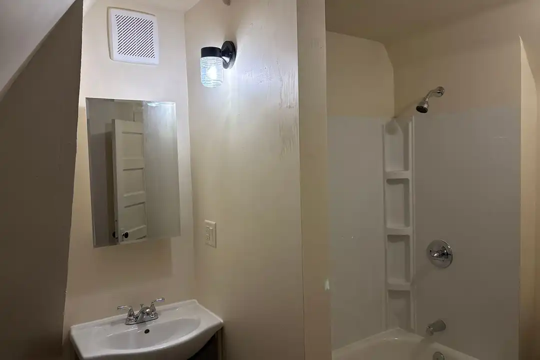 314 Euclid Ave - View 5