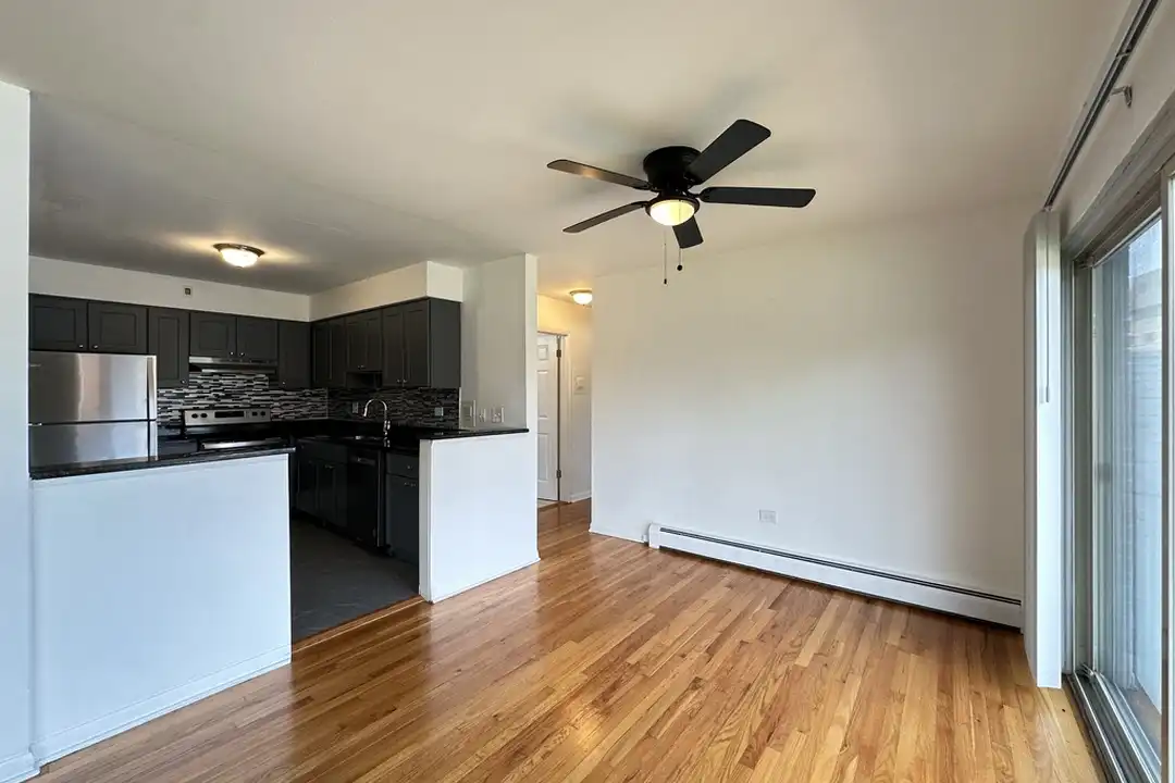 1653 Oakwood Ave unit C4 - More