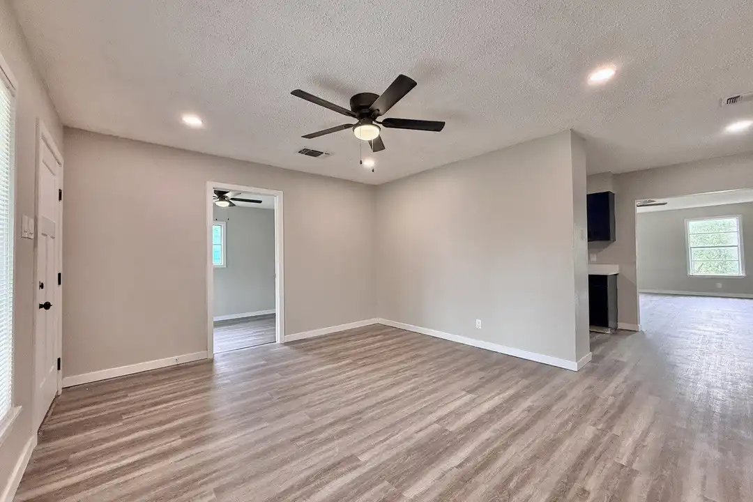 4535 Lark Ave - View 5