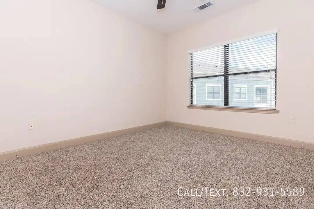 8185 Fulton St - View 5