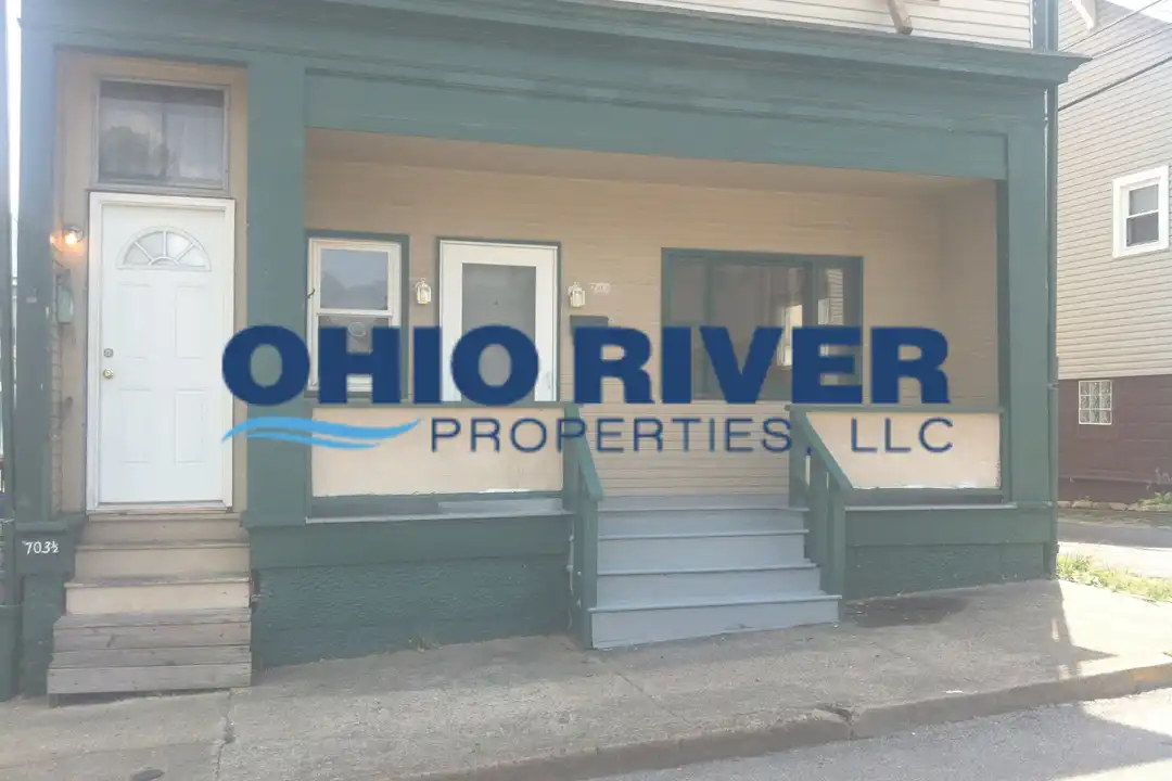 703 Adams St unit 703 – photo 1 of 10