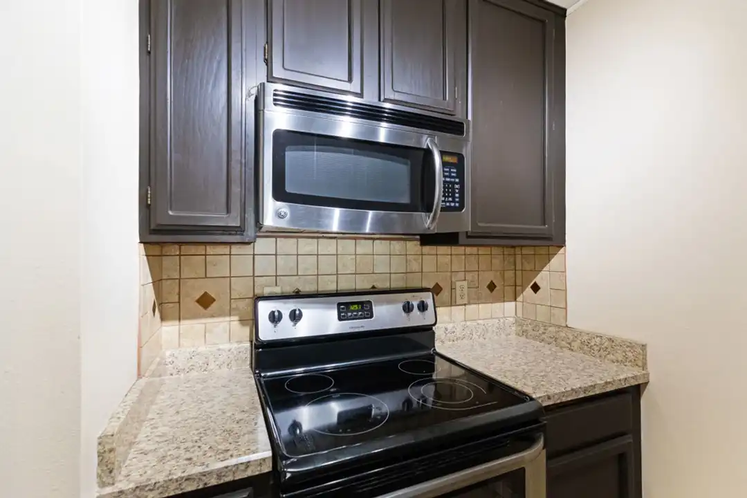 4803 Hamilton Wolfe unit # 916 - View 4