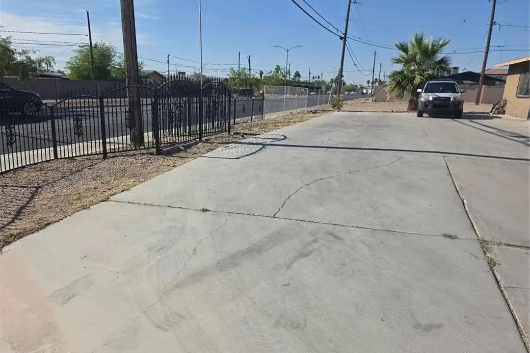 1809 Putnam Ave #0 - View 4