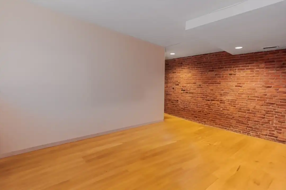 111 Gainsborough St unit 108 - View 6