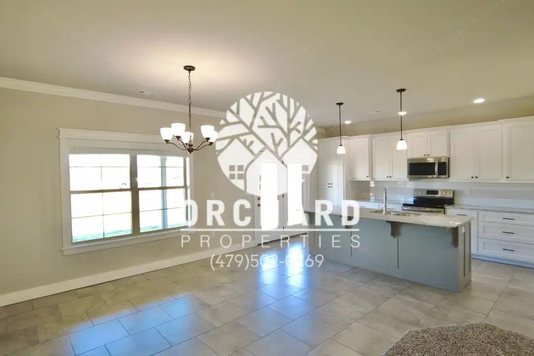 1036 Arden St - View 6