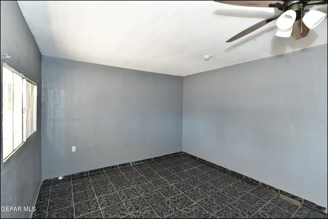 4425 La Luz Ave - View 6
