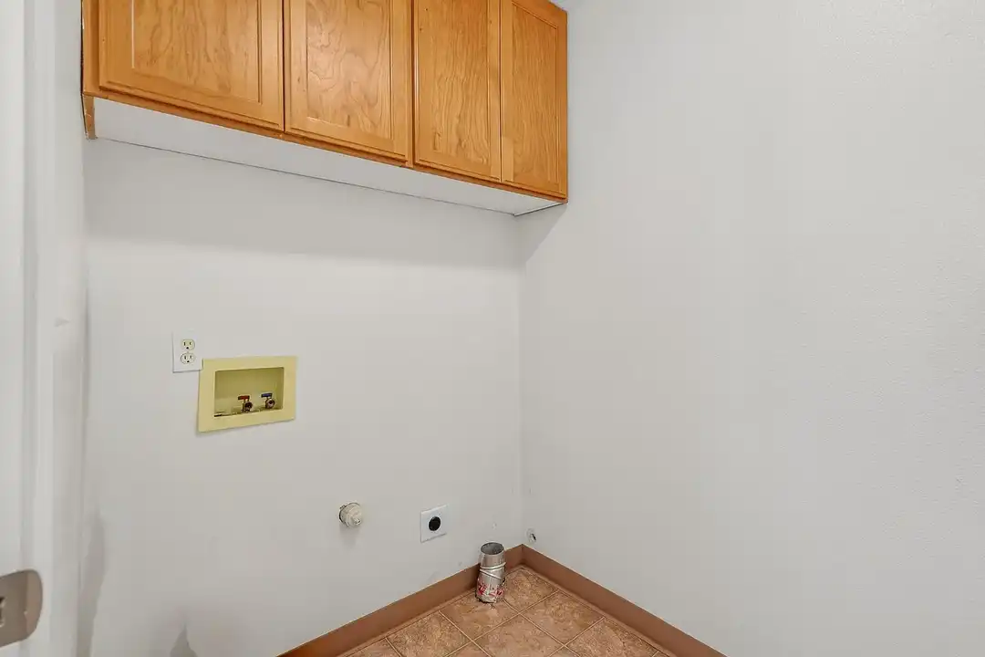 College Park Townhomes - More