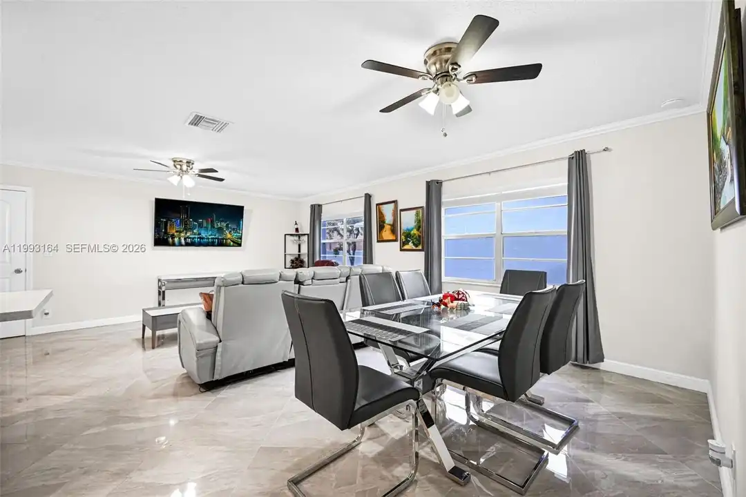 2528 SW Natura Blvd - More