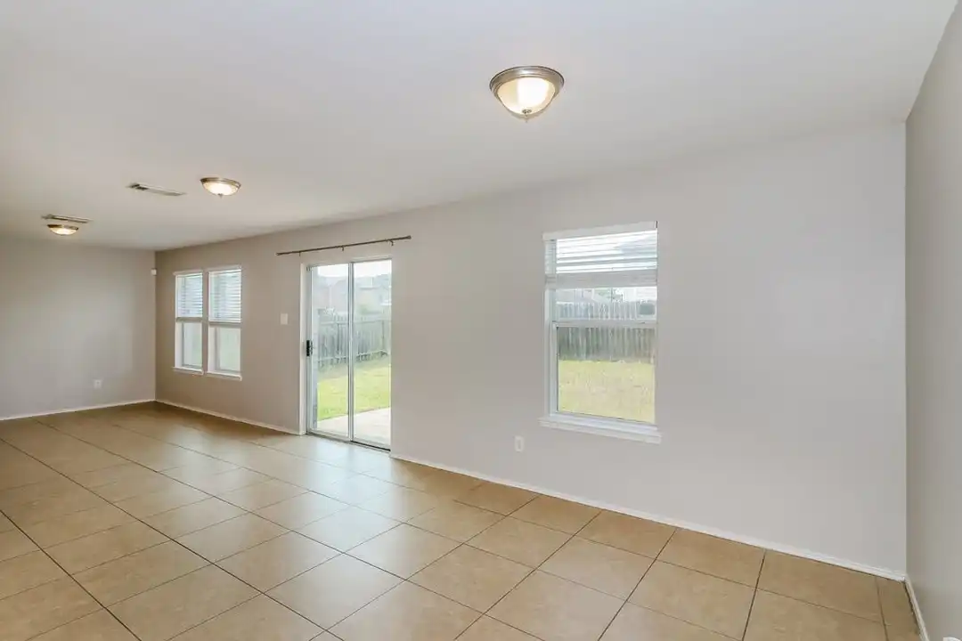 5006 Roth Forest Ln - More