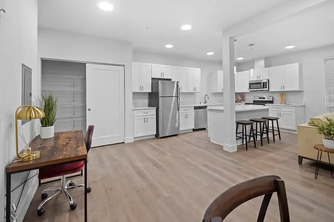 Apartment in Spokane Valley - View 5
