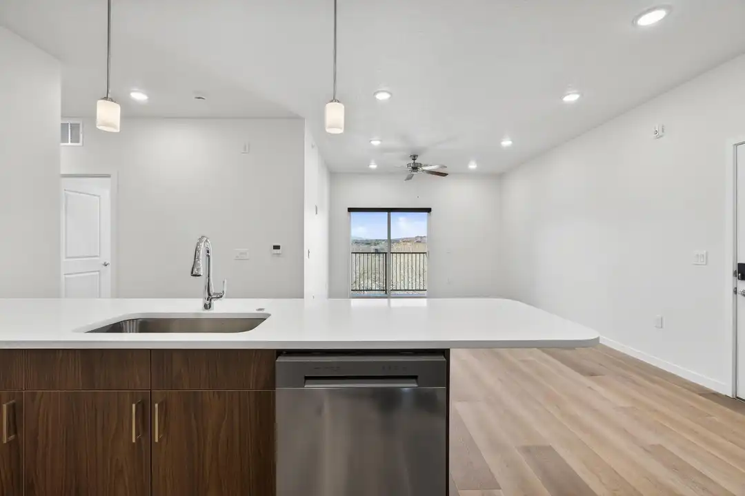 983 W State St unit B-303 - View 2