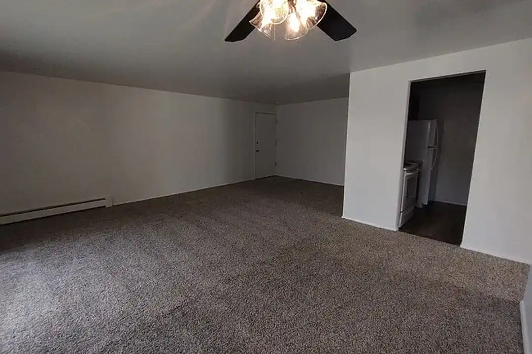 Winterberry Village Apartments – photo 1 of 6