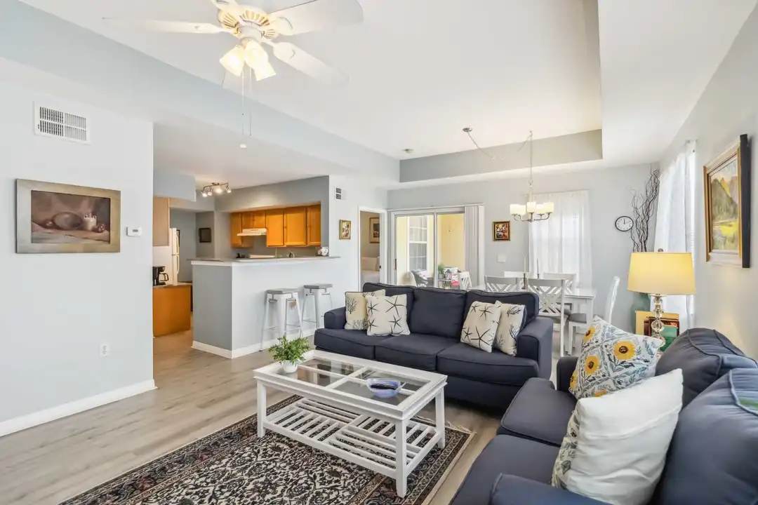 1030 Villagio Cir unit 203 - View 4