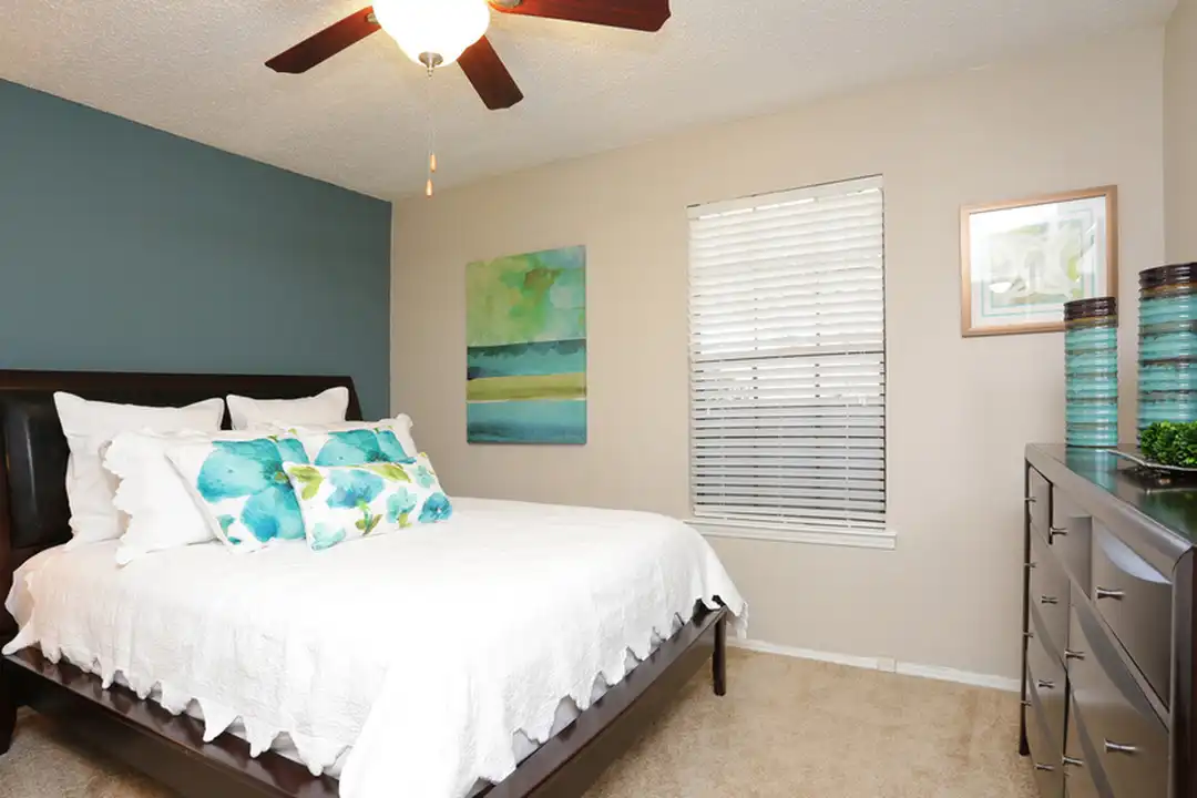 1964 Oak Creek Ln - View 3