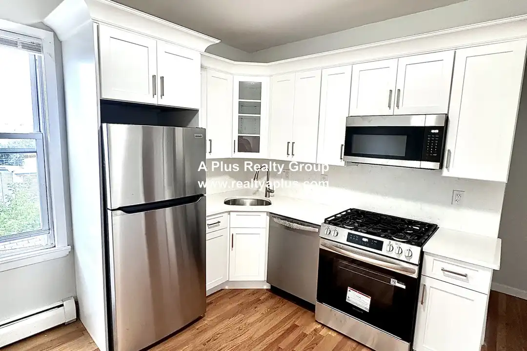 5 Buckley Ave unit 2 - View 2