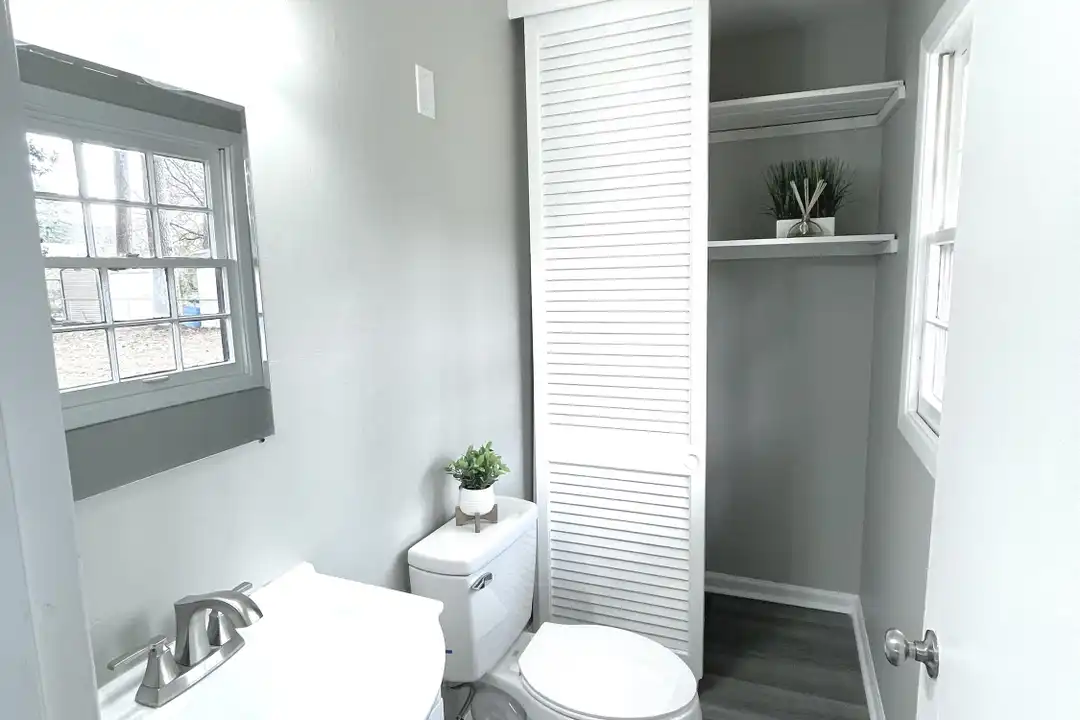 338 Milburn Dr - More