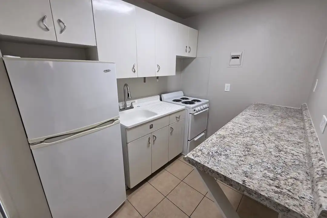 197 E Powers Ave unit #08 - View 3
