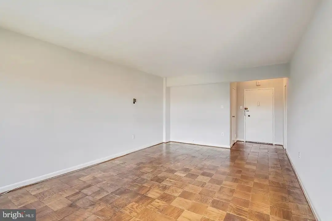 4201 Cathedral Ave NW #1218E - More
