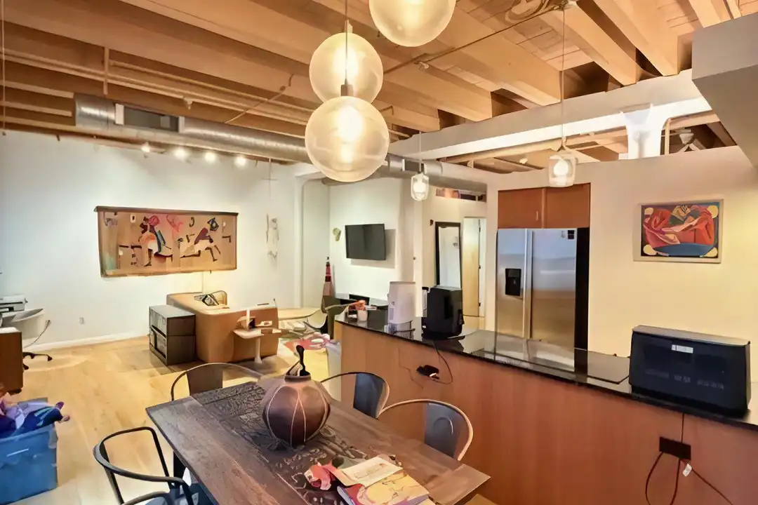 111 Beach St unit 2B - View 3