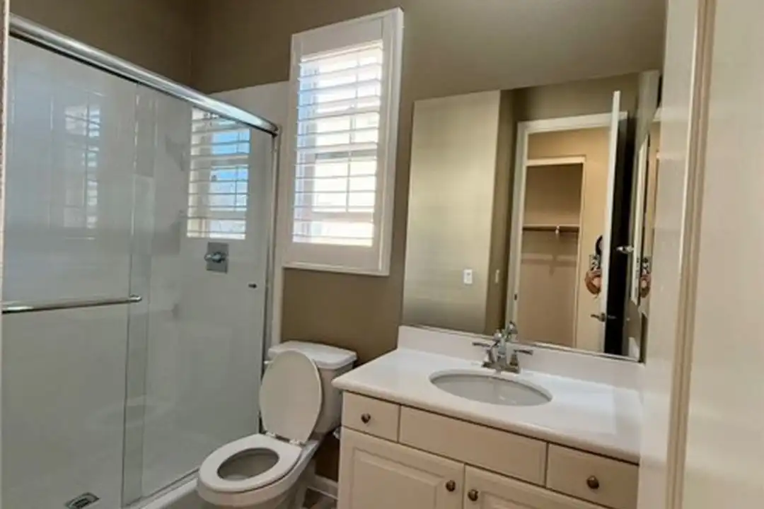 667 Desert Willow Rd - View 6