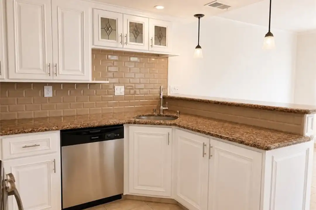 21082 Berry Glen - View 4