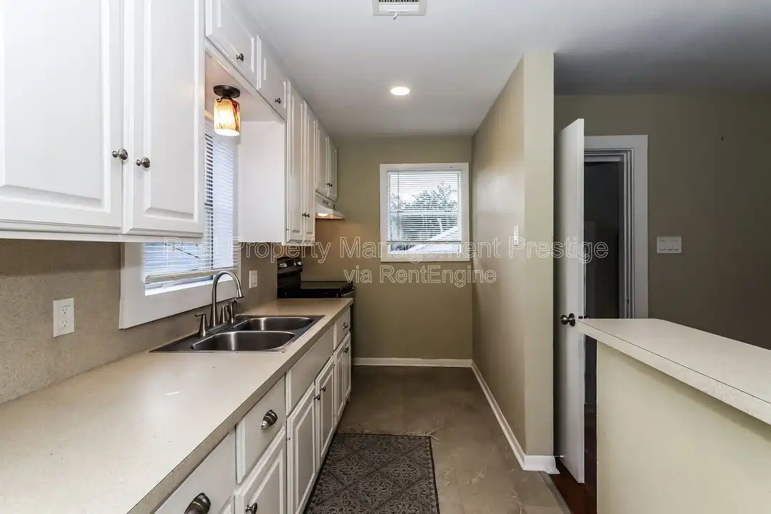 4715 Avenue P 1/2 unit 1/2 REAR - View 5