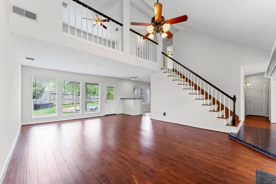 3204 Kempwood Dr - View 6
