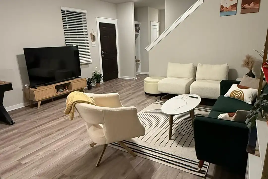 1701 Fenton Hl Dr - View 4
