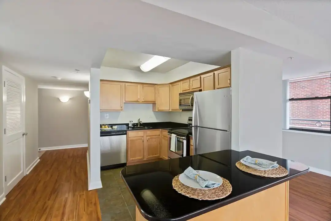 1633 Q Apartments - View 4