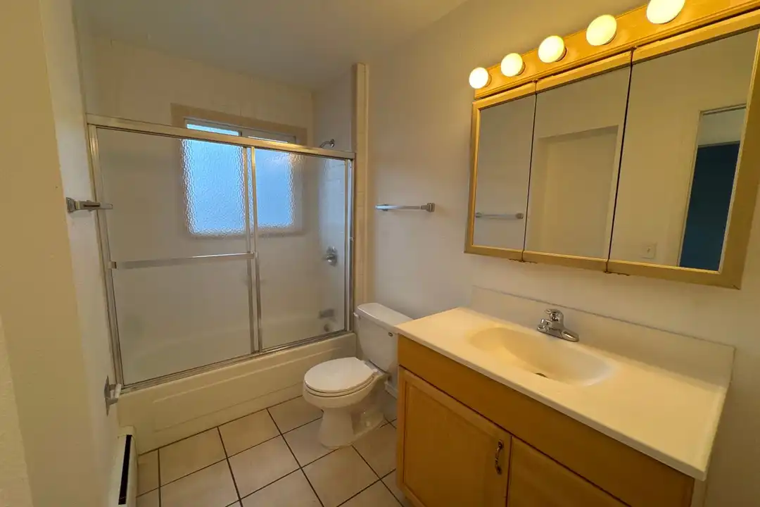 Apartment in Colorado Springs - More