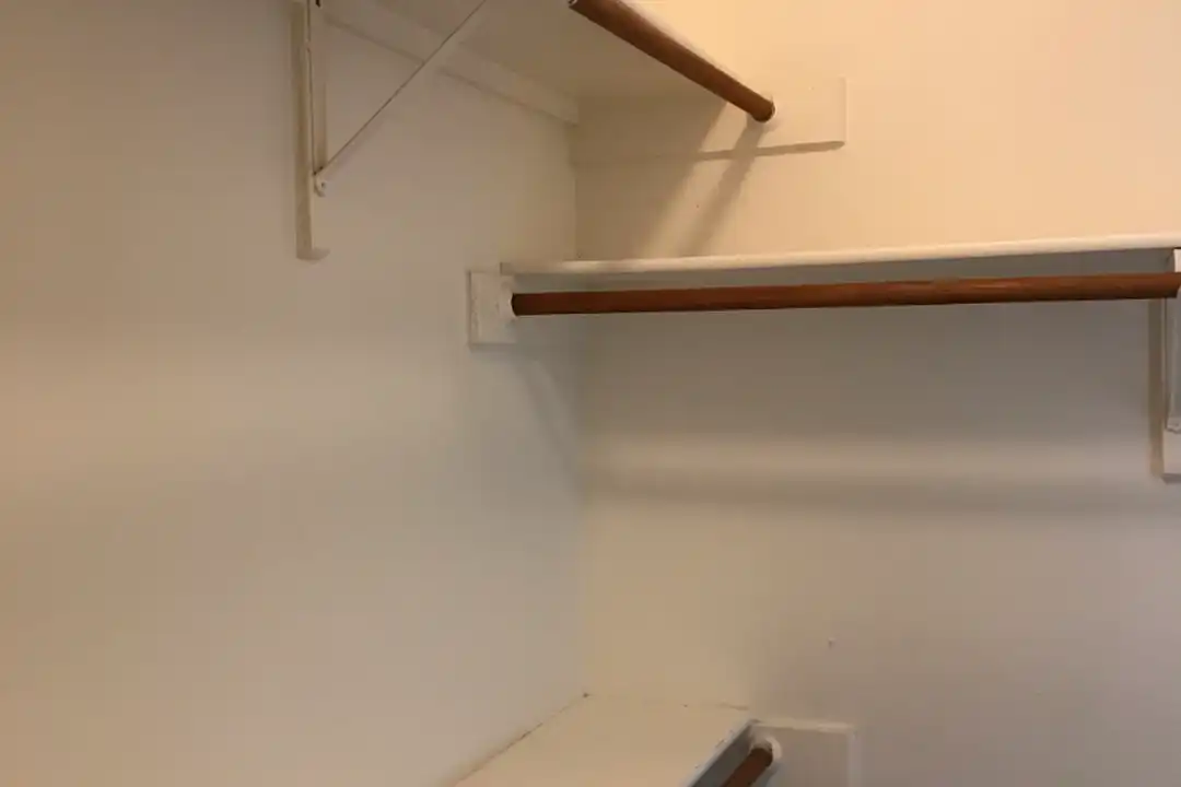 3104 Northwest Blvd unit D - More
