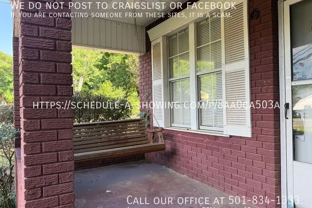 704 E North St - View 2