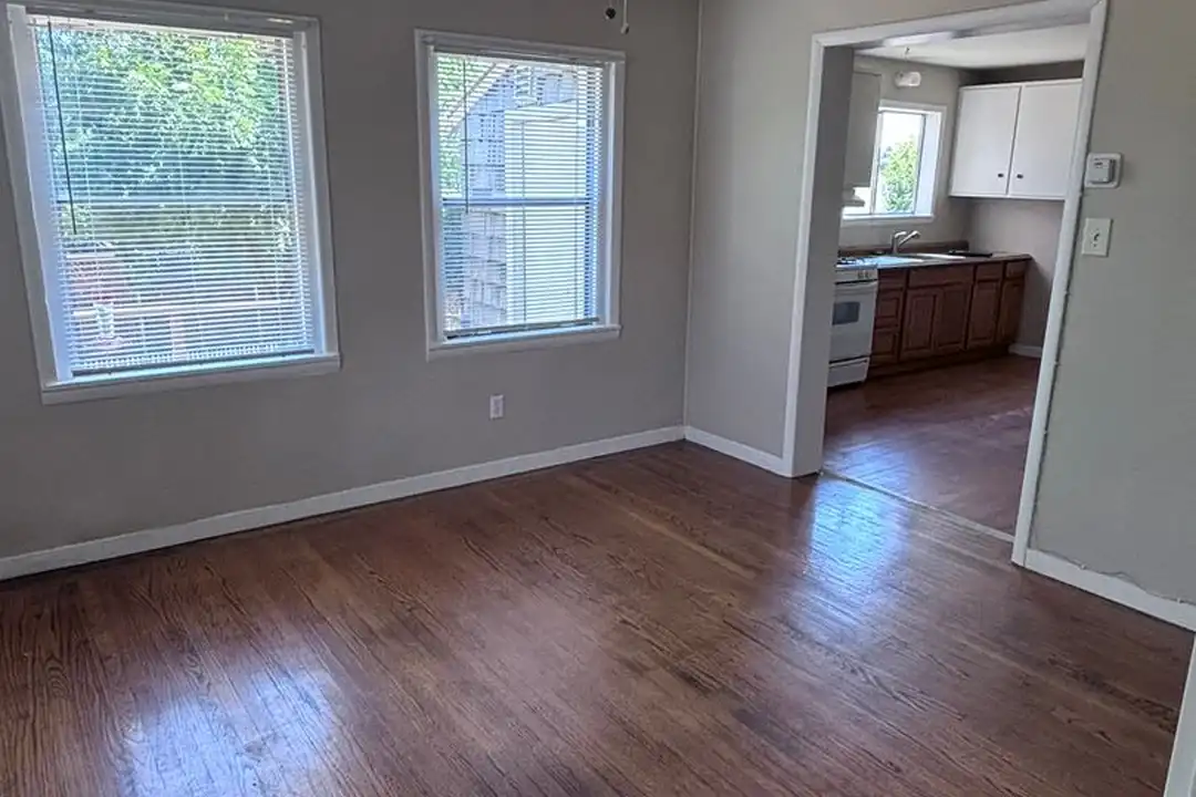 615 E I St unit 1 - More