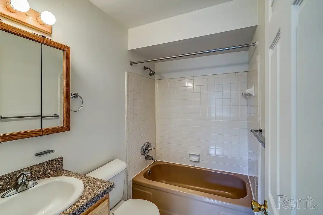 Fernwood Apartments – pohled 6