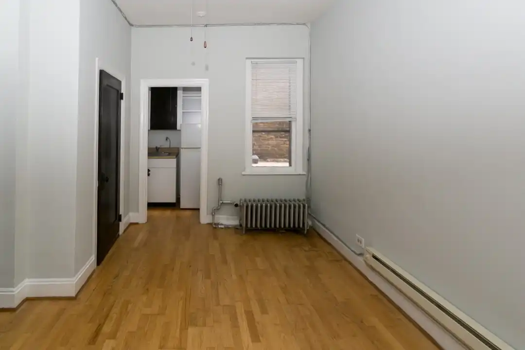 4626 N Paulina St unit 801 - View 6