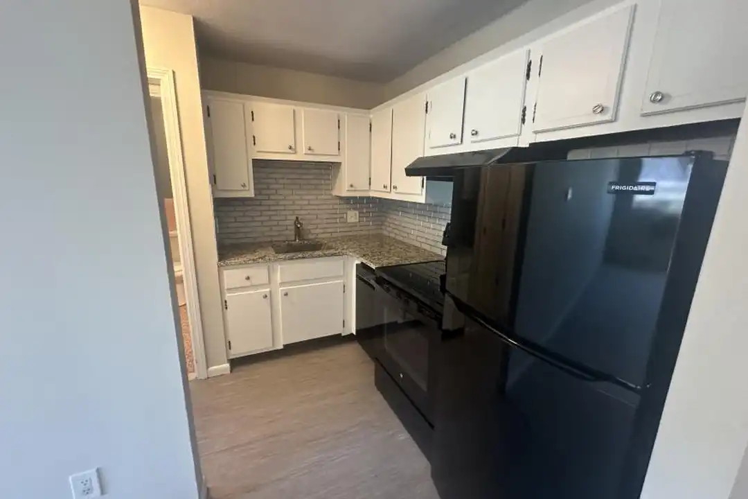 18 Glencoe St - View 3