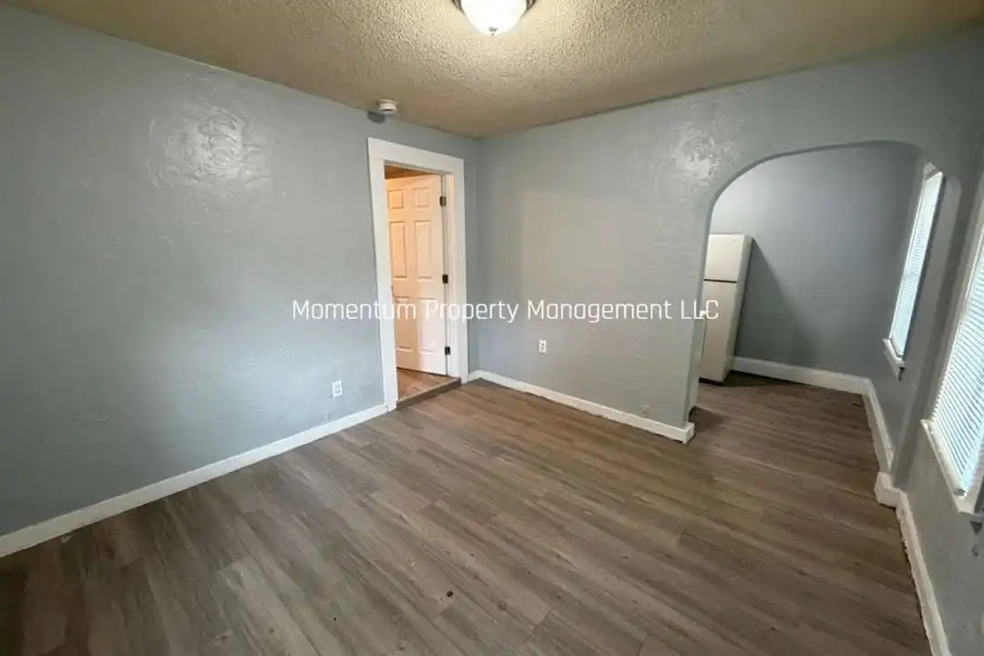 8209 1/2 N 12th St – photo 1