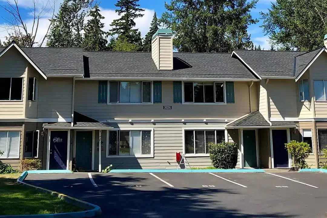 Parklane Townhomes - View 4